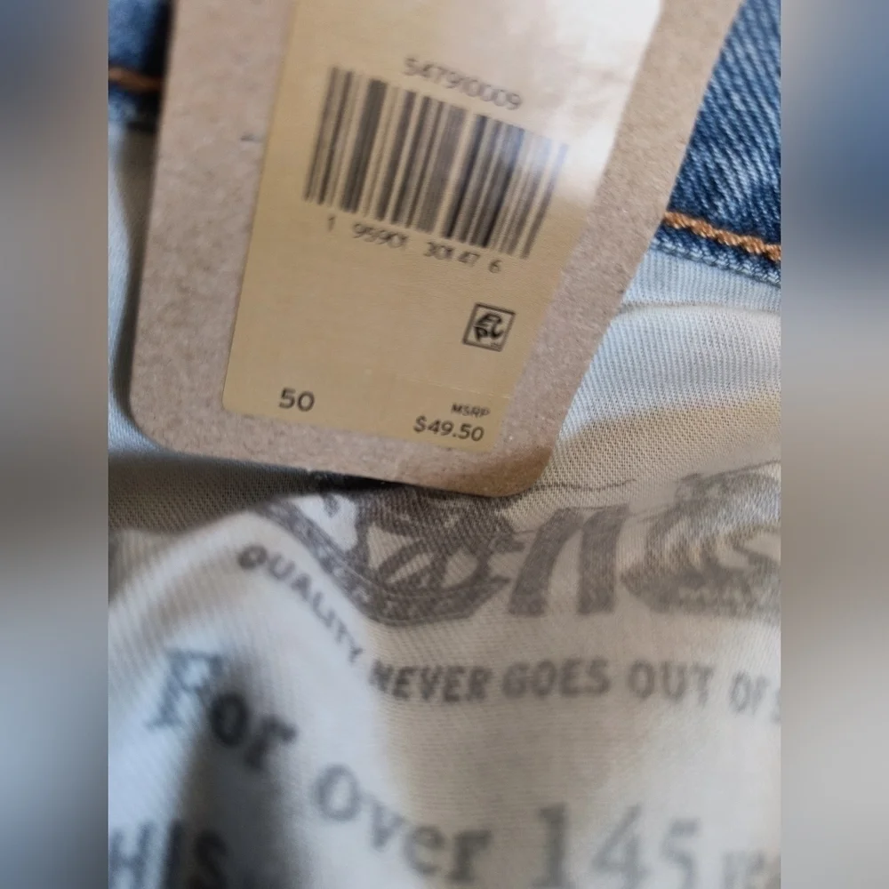 Blue denim Levi’s 469 loose cutoff shorts mens size 50 waist casual comfortable